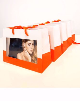 Afbeeldingen van Geschenk tassen en cadeautasjes, (Oranje  )direct uit voorraad leverbaar